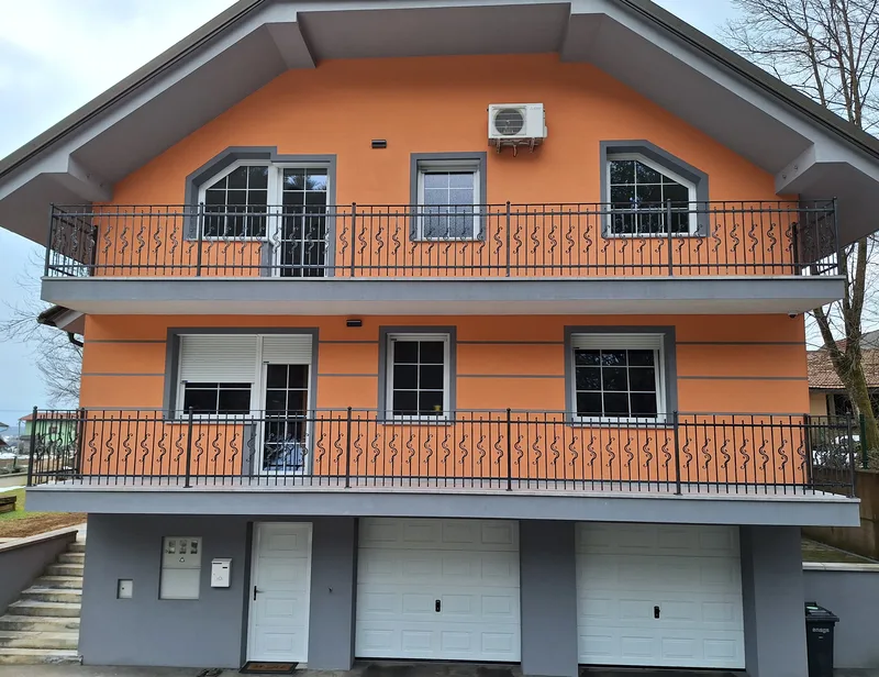 Balcony Railing “Wave Frieze”