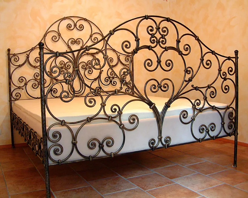Forged Bed “Kočna”