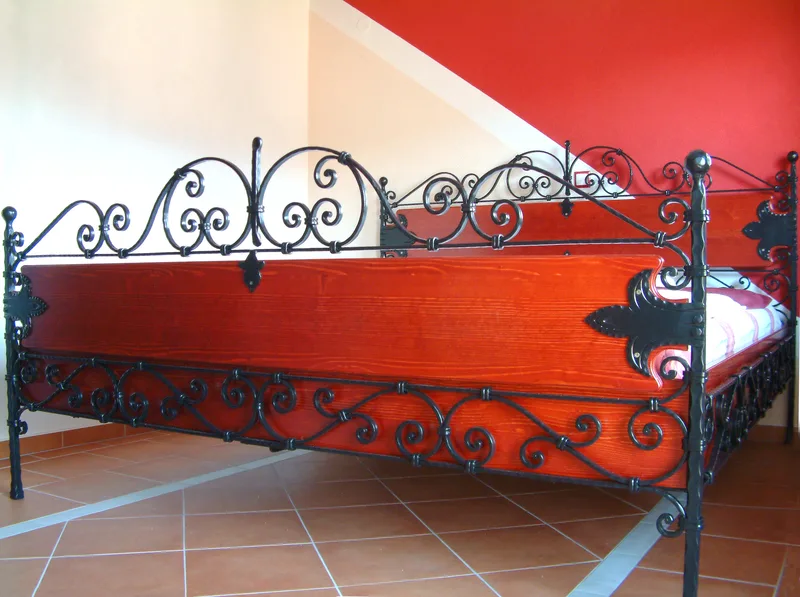 Forged Bed “Chest”