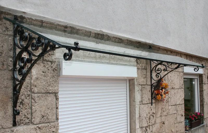 Forged canopy, Koroška Bela