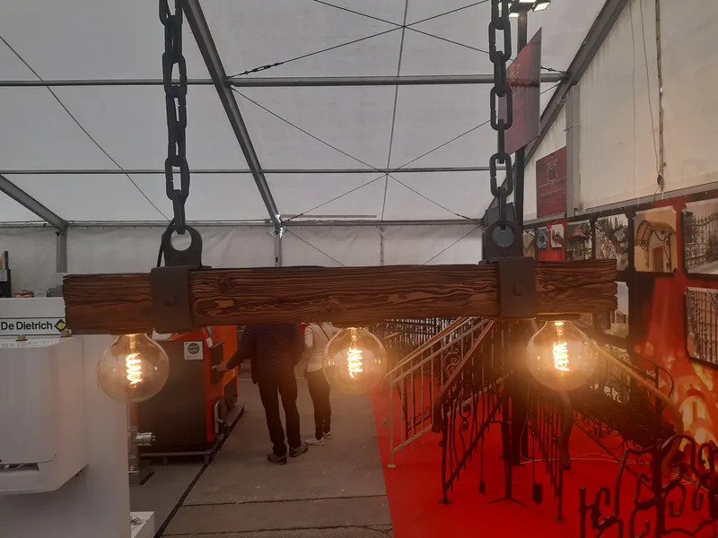 Forged Lamp, Beam