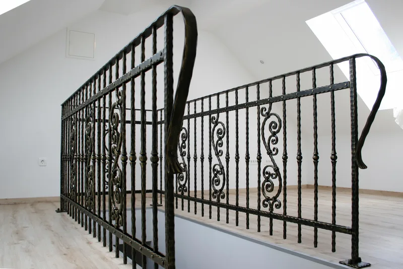 Stair Railing “Hammered Rail”