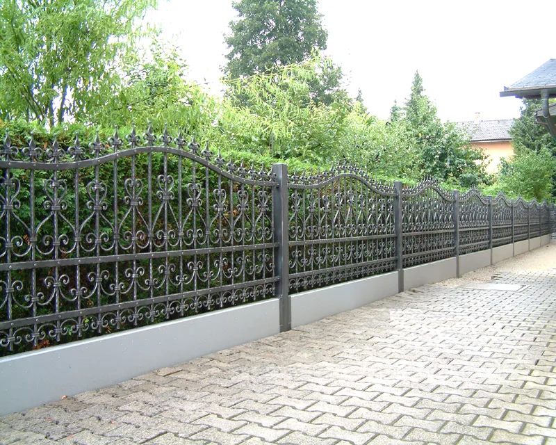 Schmiedeeiserner Gartenzaun – Domžale