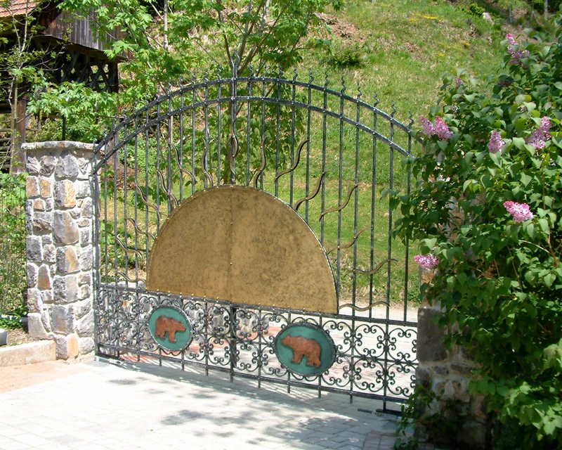 Wrought Iron Garden Fence with Logo – Volčja