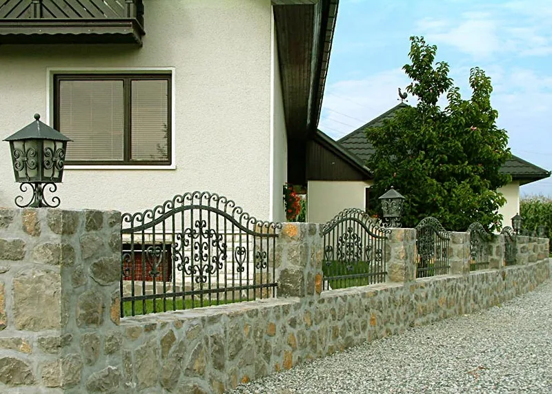 Wrought Iron Garden Fence – Godešič