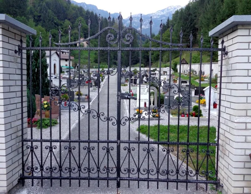 Friedhofstore